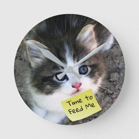 Horloge Ronde FUNNY ! Cute Kitten avec texte personnalisable (Recto)
