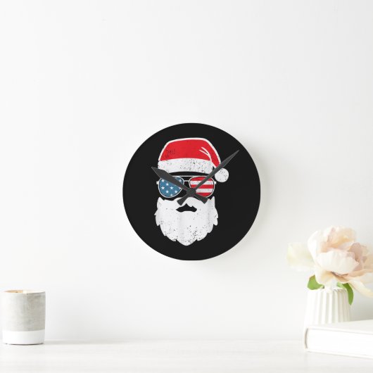Horloge Ronde Funny Père Noël Visage Lunettes de soleil patrioti (Maison)