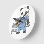 Horloge Ronde Future RN Panda: Adorable Medical Student  (Angle)