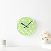 Horloge Ronde Girafe Print Pattern à Light Lime Green. (Maison)