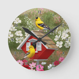 Horloge Ronde Goldfinches et jolie maison d'oiseaux Cottage