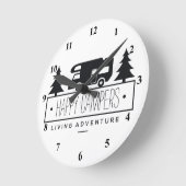 Horloge Ronde Happy Campers | Funny Retirement RV Retired RVer (Angle)