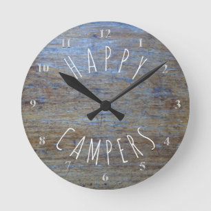 Horloge Ronde Happy Campers Rustic Wood   Camping Retirement Fun