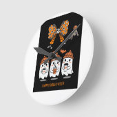 Horloge Ronde Happy Halloween – fantômes café mignons (Angle)