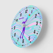 Horloge Ronde Hologramme de basket-ball violet pour filles (Angle)