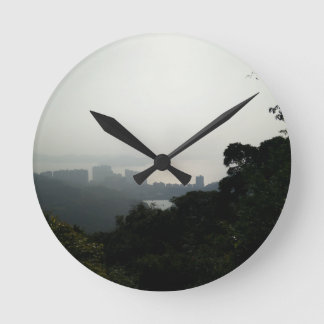 Horloge Ronde Hong Kong Dawn Clock