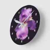 Horloge Ronde Iris barbu lavande personnalisé (Angle)