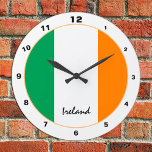 Horloge Ronde Irish Flag & Irlande tendance mode / design<br><div class="desc">HORLOGE DU MUR : Irlande & Irish Drapeau design de mode - amour mon pays,  voyage,  vacances,  patriotes / fans de sport</div>