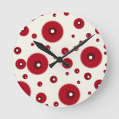 Horloge Ronde Ivory Red Dots Funky Whimsical Circle Pattern (Recto)