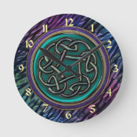 Jade Green Metal Celtic Knot