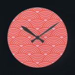 Horloge Ronde Japon Vague Seigaiha Motif rose rouge<br><div class="desc">Motif japonais Seigaiha - rose et rouge.</div>