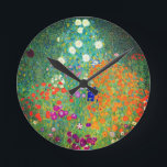 Horloge Ronde Jardin aux fleurs Gustav Klimt<br><div class="desc">Horloge représentant le Jardin aux fleurs de Gustav Klimt (1906). Un beau jardin de fleurs violettes,  rouges,  blanches,  bleues et oranges. Un grand cadeau pour les amateurs d'art Art Nouveau et autrichien.</div>