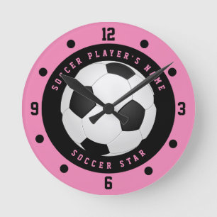 Horloge Ronde Joueuse de football personnalisée rose et noir R