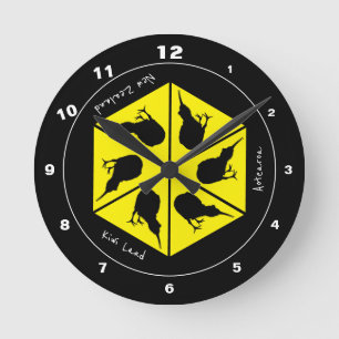 Horloge Ronde Kiwi Bird & New Zealand/ Aotearoa Islands (pizza)