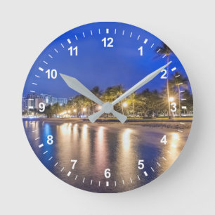 Horloge Ronde La ville de Waikiki à l'aube
