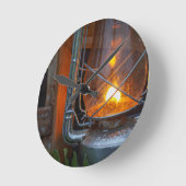 Horloge Ronde Lanterne Au Camp Des Plaines, Parc National De Kru (Angle)