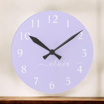 Horloge Ronde Lavande Purple Script Moderne Fille Monogramme Nom<br><div class="desc">Clock de Lavender Purple Simple Script Monogram. This makes the perfect sweet 16 birthday,  wedding,  bridal shower,  anniversary,  baby shower or bachelorette party gift for someone that loves glam luxury and chic styles.</div>