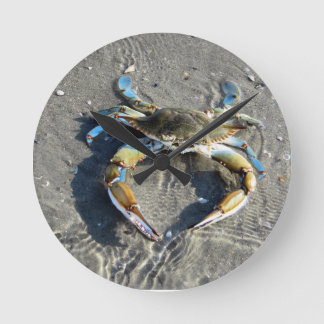 Horloge Ronde Le crabe bleu savoureux !