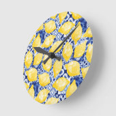Horloge Ronde Lemon Citrus Mediterranean Blue White Tile Pattern (Angle)