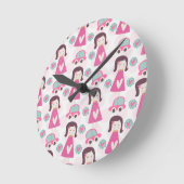 Horloge Ronde Les Filles Se Rendre À Des Endroits (Angle)