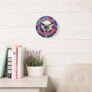 Horloge Ronde L'Esprit de 1776, 2026 L'aigle rouge de feu d'Amér