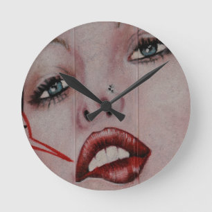 Horloge Ronde Lèvres rouges