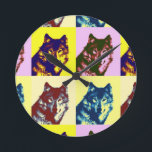 Horloge Ronde Loup d'art pop<br><div class="desc">Quatre couleurs différentes Pop Art Animal Artwork</div>