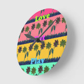 Horloge Ronde Love Eat Play Art Print (Angle)