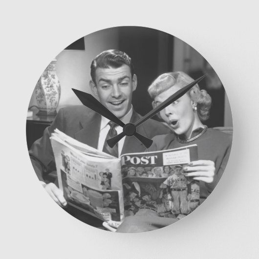 Horloge Ronde Magazine Couple Reading (Recto)