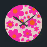 Horloge Ronde Marché aux fleurs rétro Florence Abstrait rose flo<br><div class="desc">Marché aux fleurs Stockholm : Art floral abstrait - imprimé de fleurs rétro - beige,  rose et orange.</div>