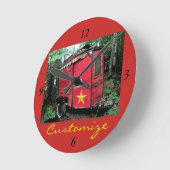 Horloge Ronde Minuscule caravane rouge tzigane customisée (Angle)