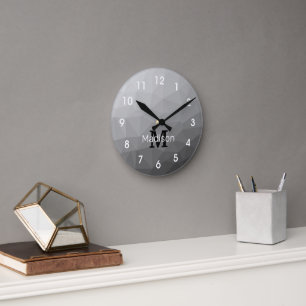 Horloge Ronde Monogramme à motif de maille géométrique à dégradé