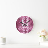Horloge Ronde monogramme de nom girly abstrait métallisé rose (Maison)
