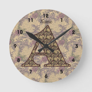 Horloge Ronde Monogramme floral initial A Élégant Votre Nom
