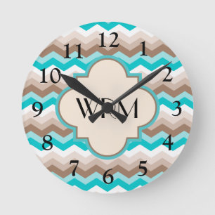 Horloge Ronde Monogramme moderne Chevron Brown Turquoise