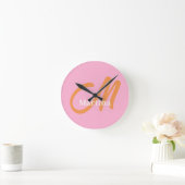 Horloge Ronde Monogramme rose chic (Maison)