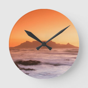 Horloge Ronde Montagne De La Table Au Coucher Du Soleil, Blouber