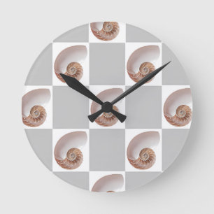 Horloge Ronde Motif à carreaux minimaliste en porcelaine coquill