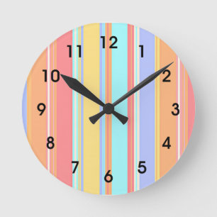 Horloge Ronde Motif à rayures pastel