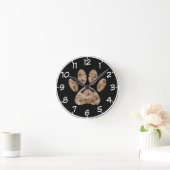 Horloge Ronde Motif empreinte de patte de chien camouflage déser (Maison)