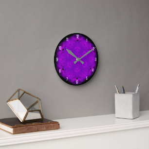 Horloge Ronde motif géométrique pourpre basé sur l'épitrocho