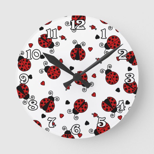 Horloge Ronde Motif mignon de coccinelle et de coeurs (Recto)