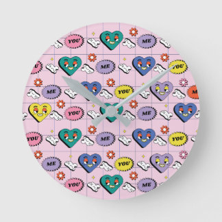 Horloge Ronde Motif sans couture de cœur expressif rétro Y2K gro