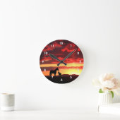 Horloge Ronde Mustang sauvage et silhouette de foin avec coucher (Maison)