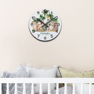 Horloge Ronde Nom personnalisé Safari Animaux Palm Trees Nursery