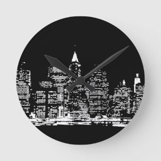 Horloge Ronde Nuit de New York en noir et blanc