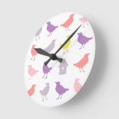 Horloge Ronde Oiseaux pastel rose et violet avec Birdhouse (Angle)