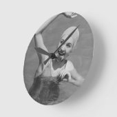 Horloge Ronde Ondulation de femme (Angle)