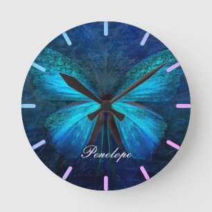 Horloge Ronde Papillon bleu de la joie et de la chance