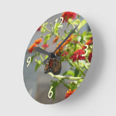 Horloge Ronde Papillon monarque sur le papillon rouge Bush (Angle)